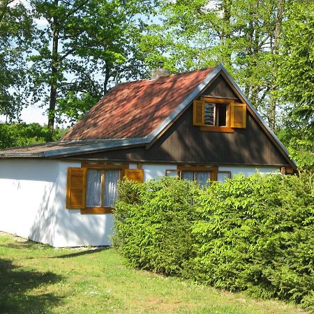 Chata u rybníka Nový Lipnický Třeboň Exteriér fotografie