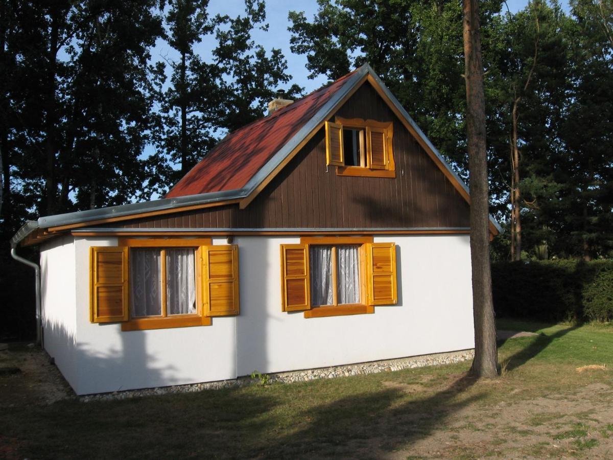Chata u rybníka Nový Lipnický Třeboň Exteriér fotografie