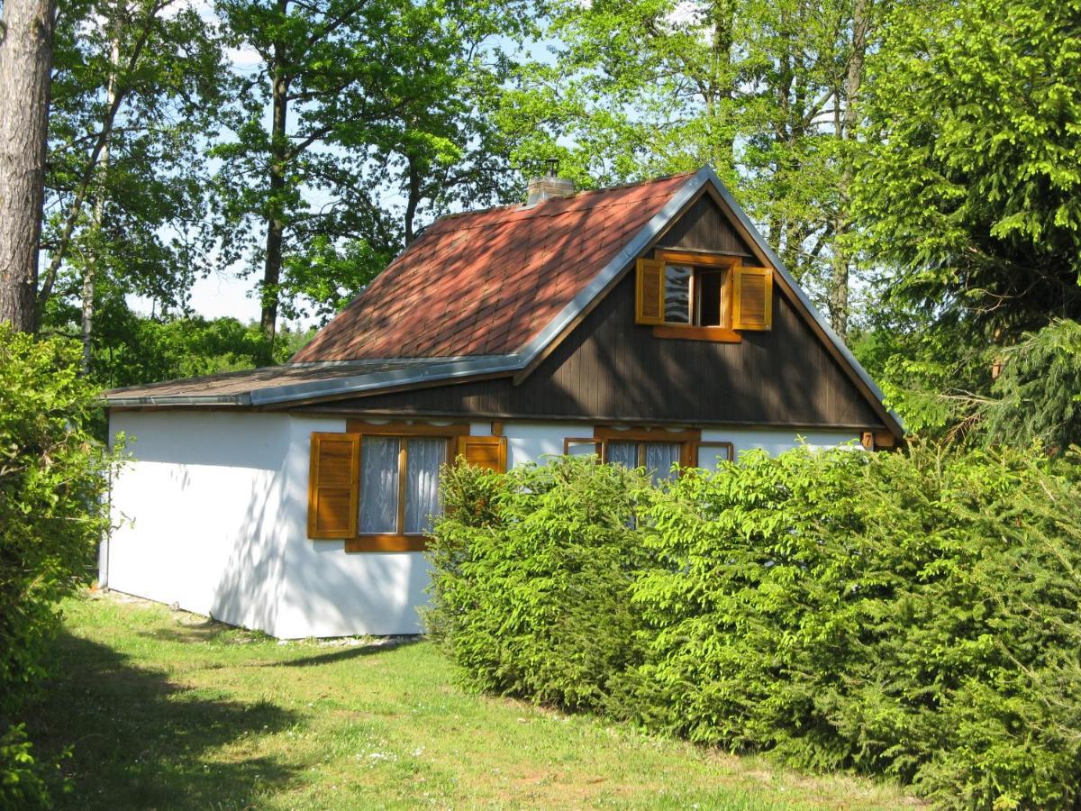 Chata u rybníka Nový Lipnický Třeboň Exteriér fotografie